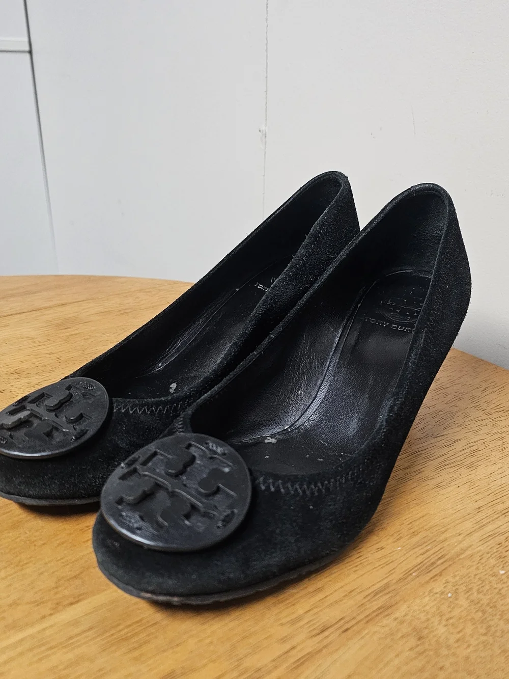 Tory Burch Black Suede Logo Ballet Flats Leather Womens Size 9 Office Siren Work
